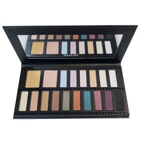 Okalan Urban Memory 18 Color Eyeshadow Palette